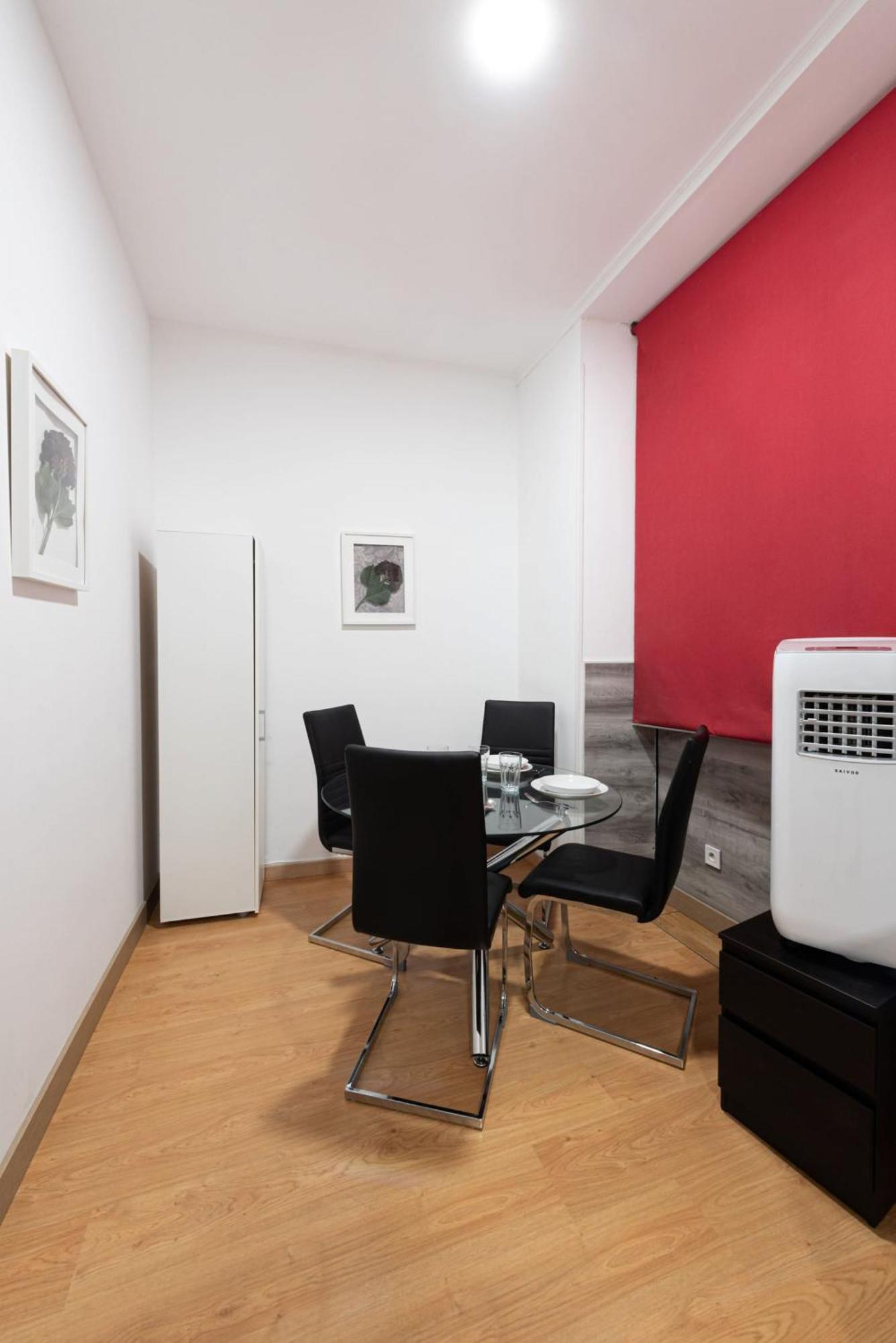 Apartamentos Day Madrid Luna Centro Gran Via Sol Malasana Экстерьер фото
