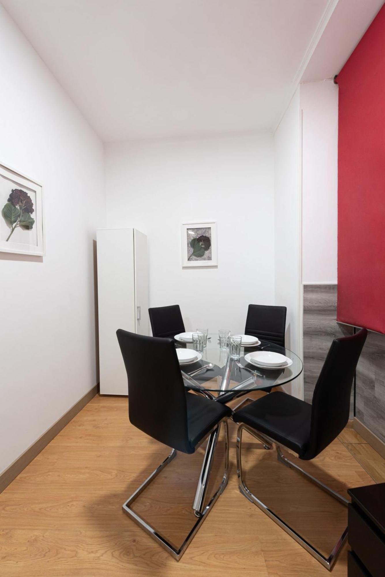 Apartamentos Day Madrid Luna Centro Gran Via Sol Malasana Экстерьер фото