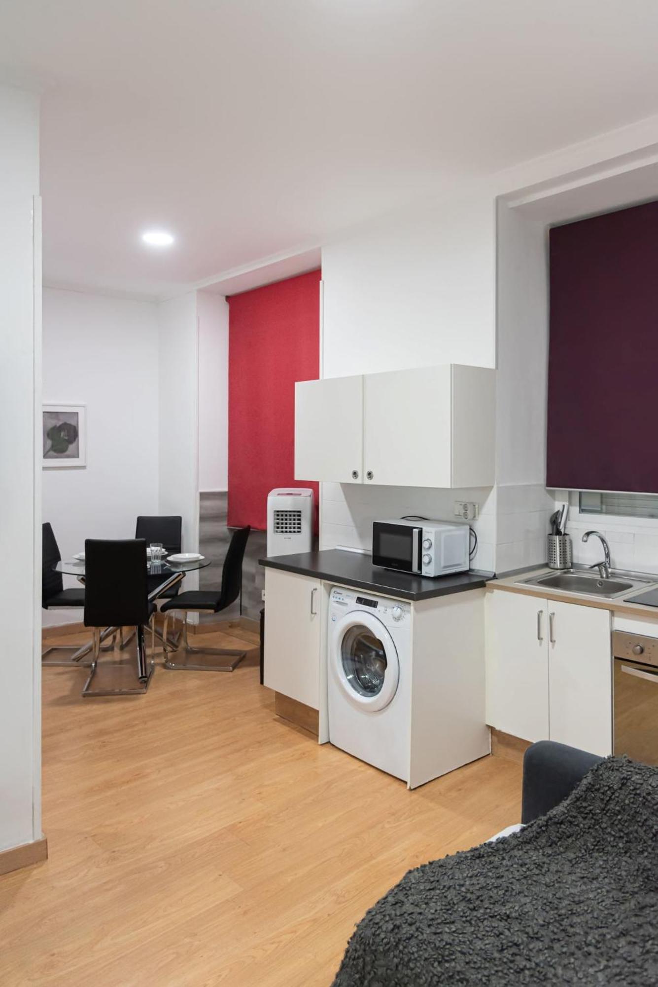 Apartamentos Day Madrid Luna Centro Gran Via Sol Malasana Экстерьер фото