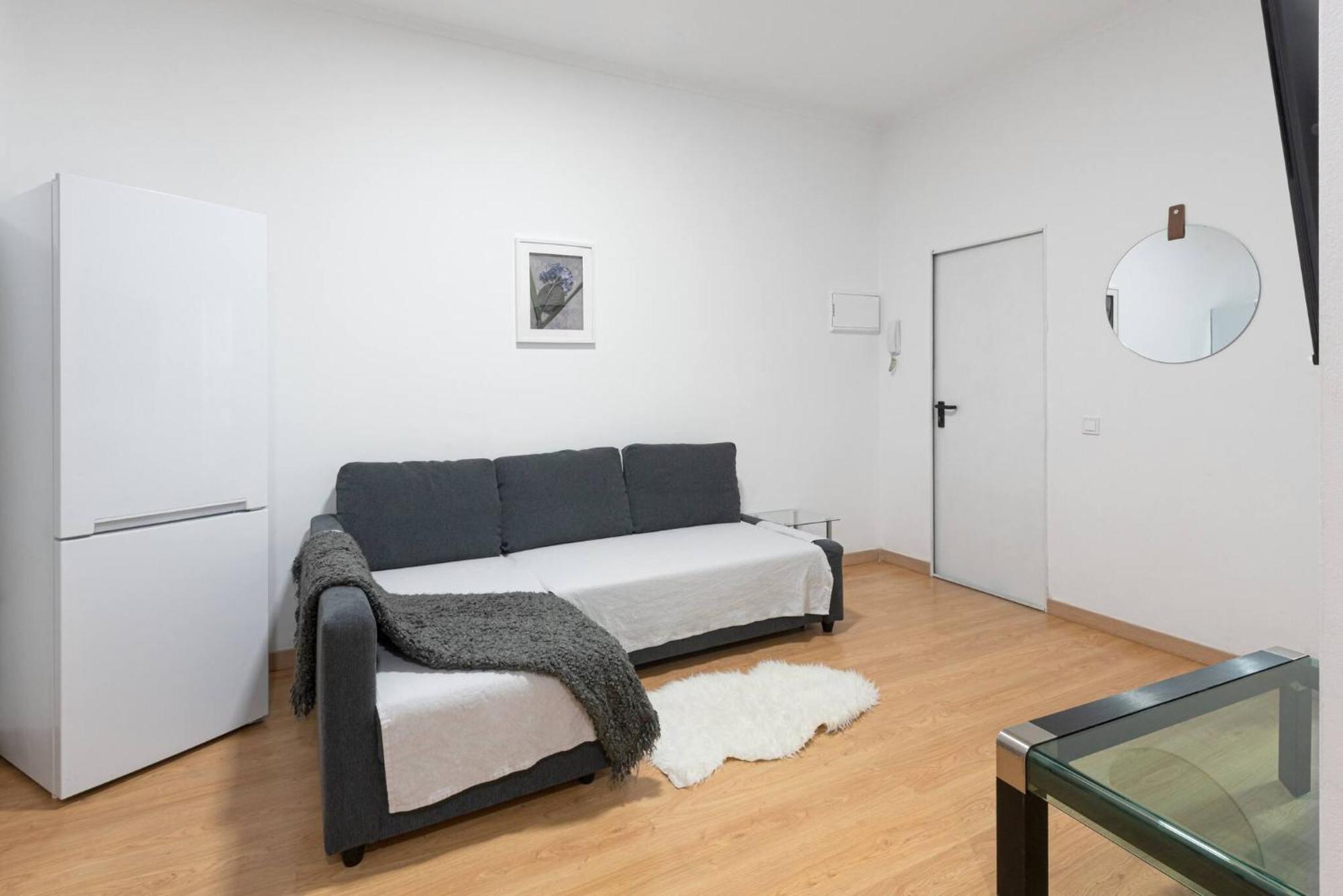 Apartamentos Day Madrid Luna Centro Gran Via Sol Malasana Экстерьер фото
