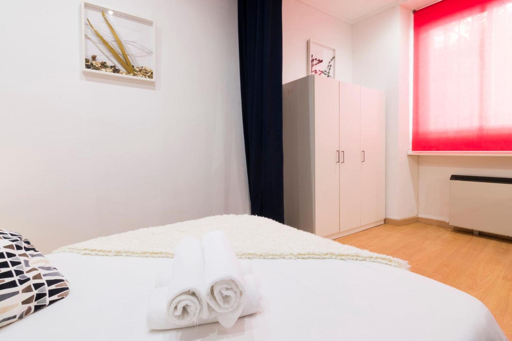 Apartamentos Day Madrid Luna Centro Gran Via Sol Malasana Экстерьер фото