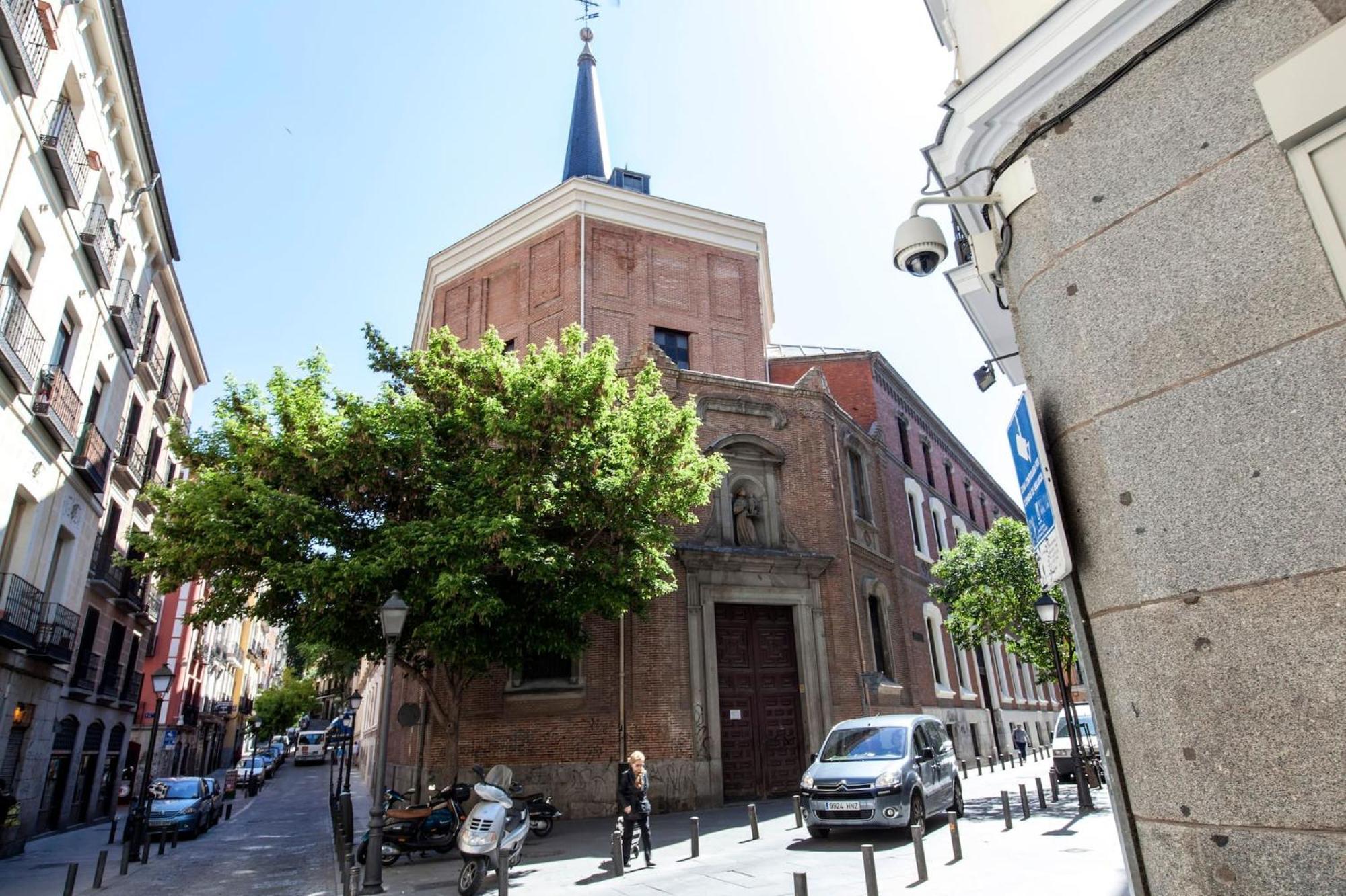 Apartamentos Day Madrid Luna Centro Gran Via Sol Malasana Экстерьер фото
