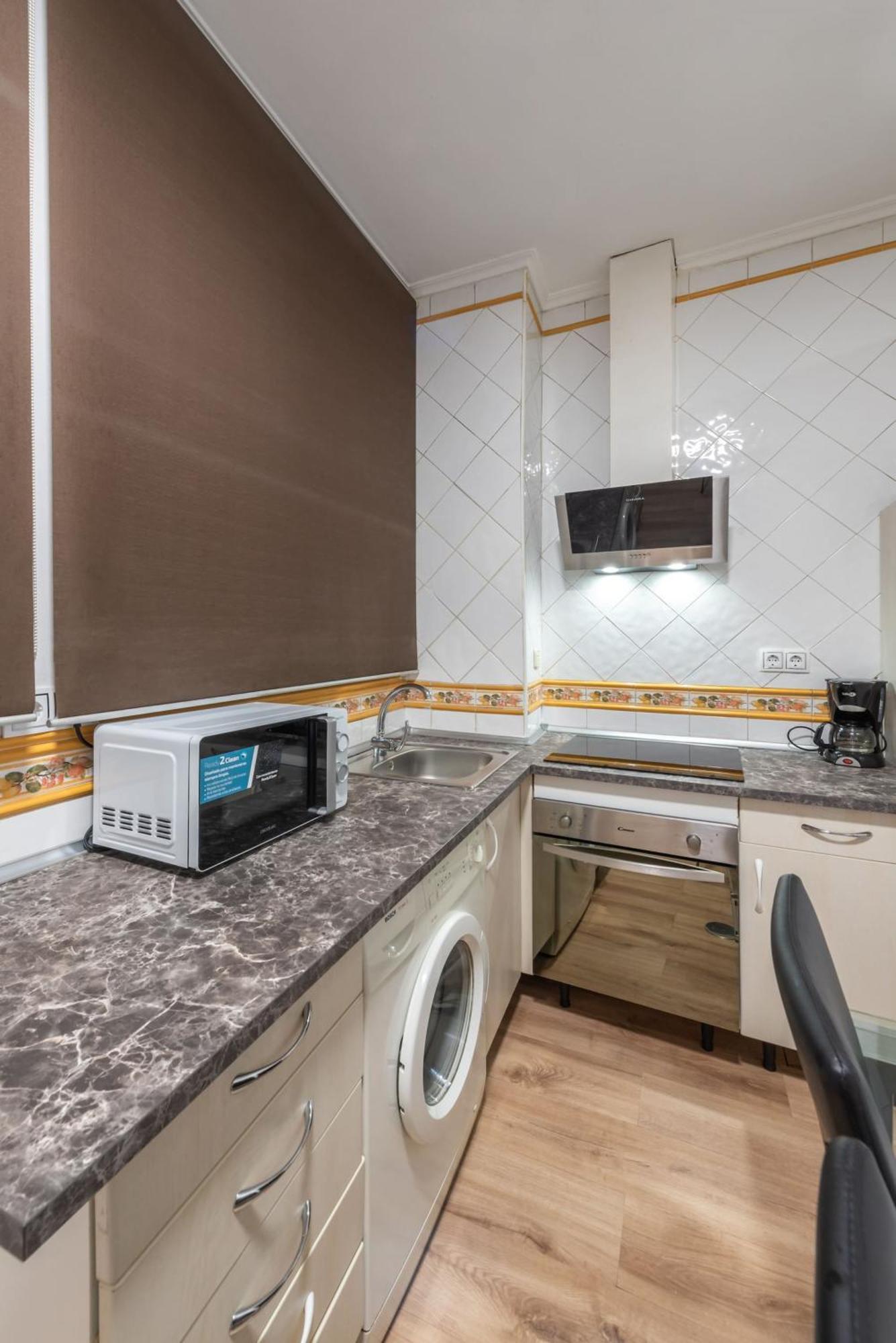 Apartamentos Day Madrid Luna Centro Gran Via Sol Malasana Экстерьер фото