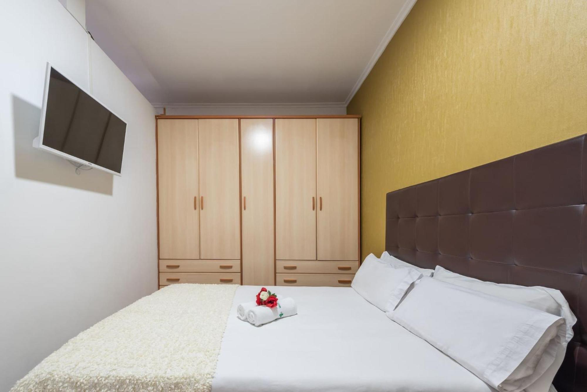 Apartamentos Day Madrid Luna Centro Gran Via Sol Malasana Экстерьер фото
