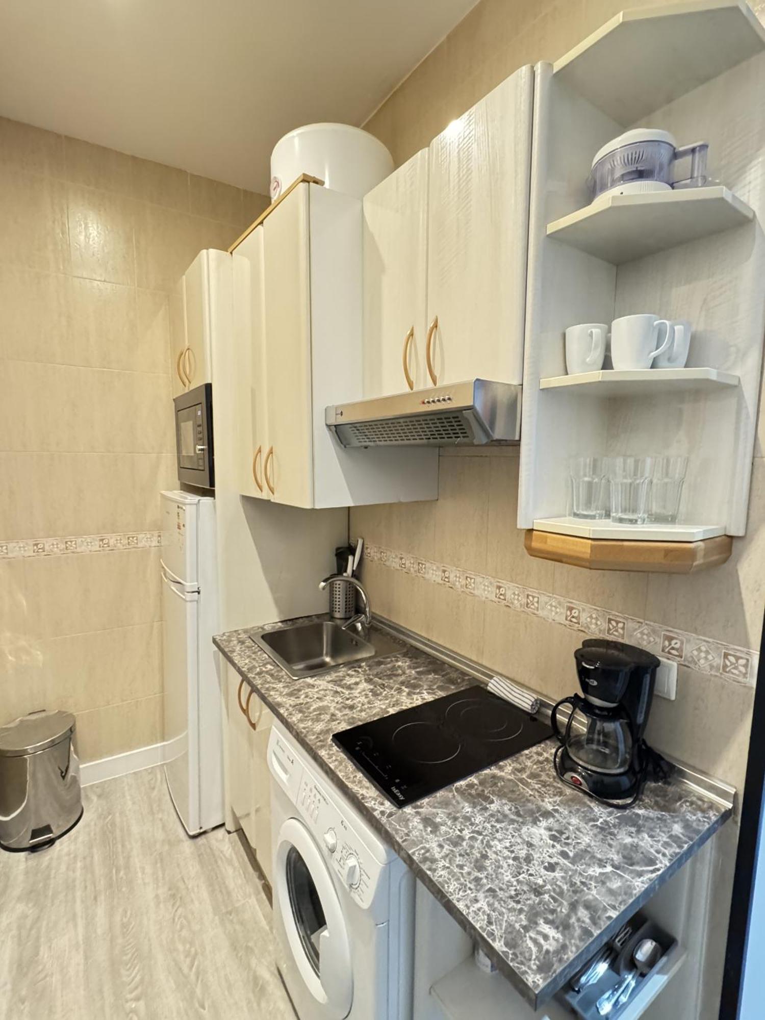 Apartamentos Day Madrid Luna Centro Gran Via Sol Malasana Экстерьер фото